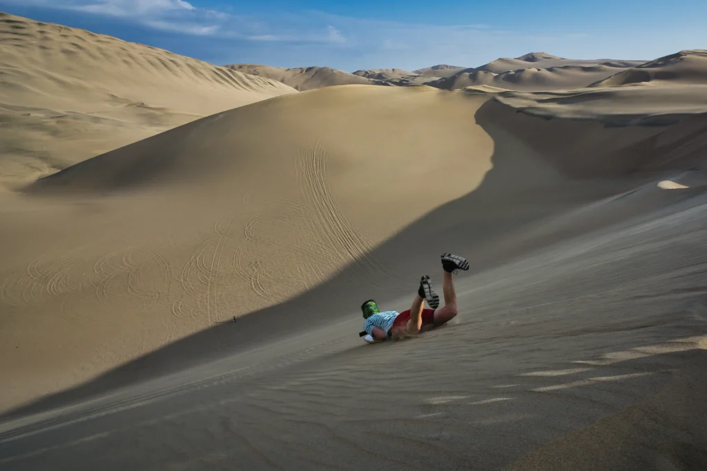 Sandboarding en Huacachina
