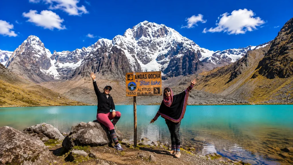 7 Ausangate Lakes tour Cusco — high altitude lakes near Machu Picchu region Peru